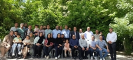 آیین نکو داشت روز کار و کارگر و تجلیل از نیروهای خدماتی درمانگاهی امام رضا (ع) و شهید مطهری 